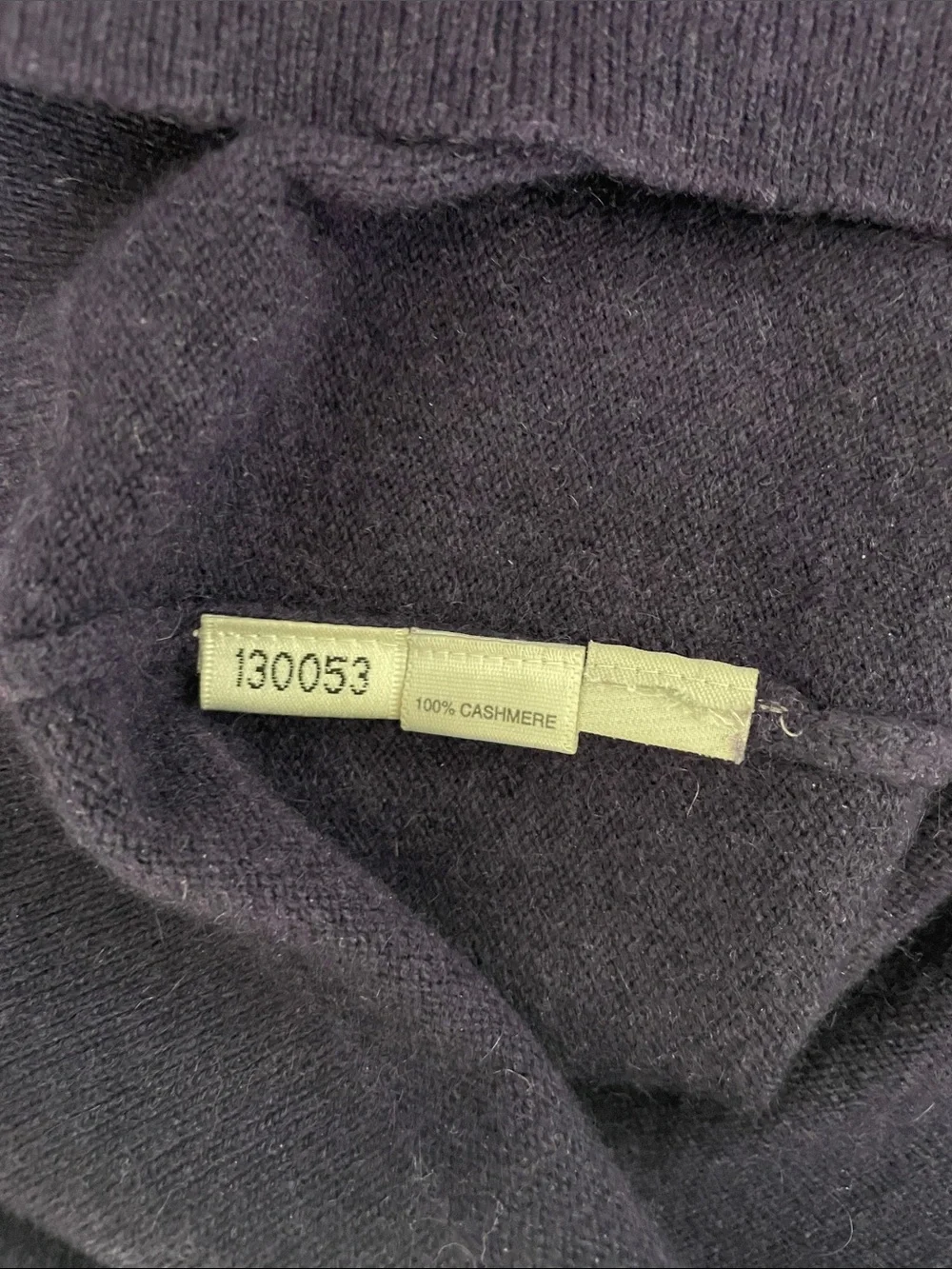 Ann Taylor cashmere sweater deep purple v neck classic professional M